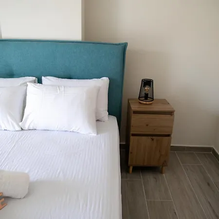Ampotis Luxury By The Sea